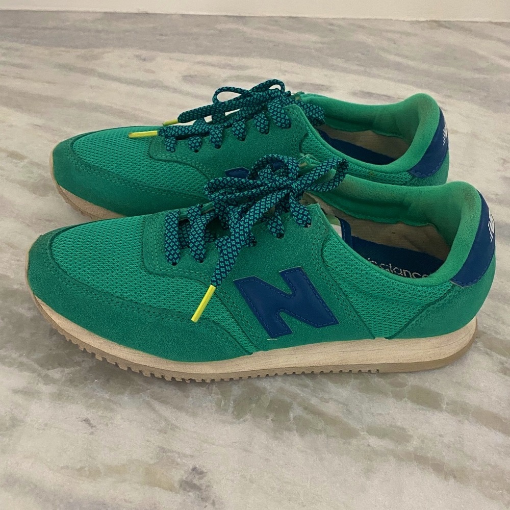 New Balance Green and Blue Sneakers with Minimalist Design